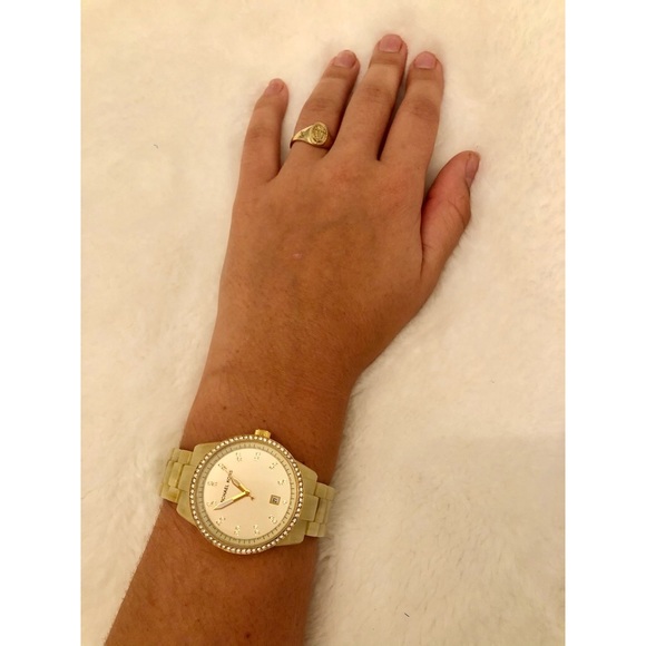 Michael Kors watch with gold and cubic zirconia - Picture 2 of 5